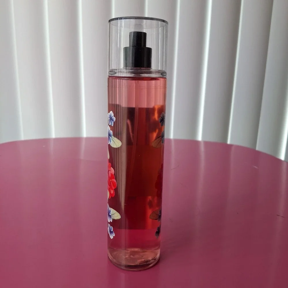 Bath & Body Works WILD ROSE & APPLE Fine Fragrance Mist 8 oz Discontinued
